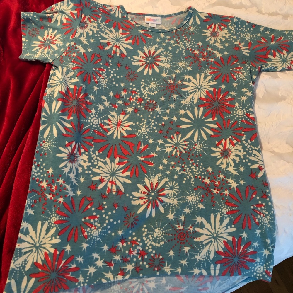 LuLaRoe Patriotic T-Shirt
